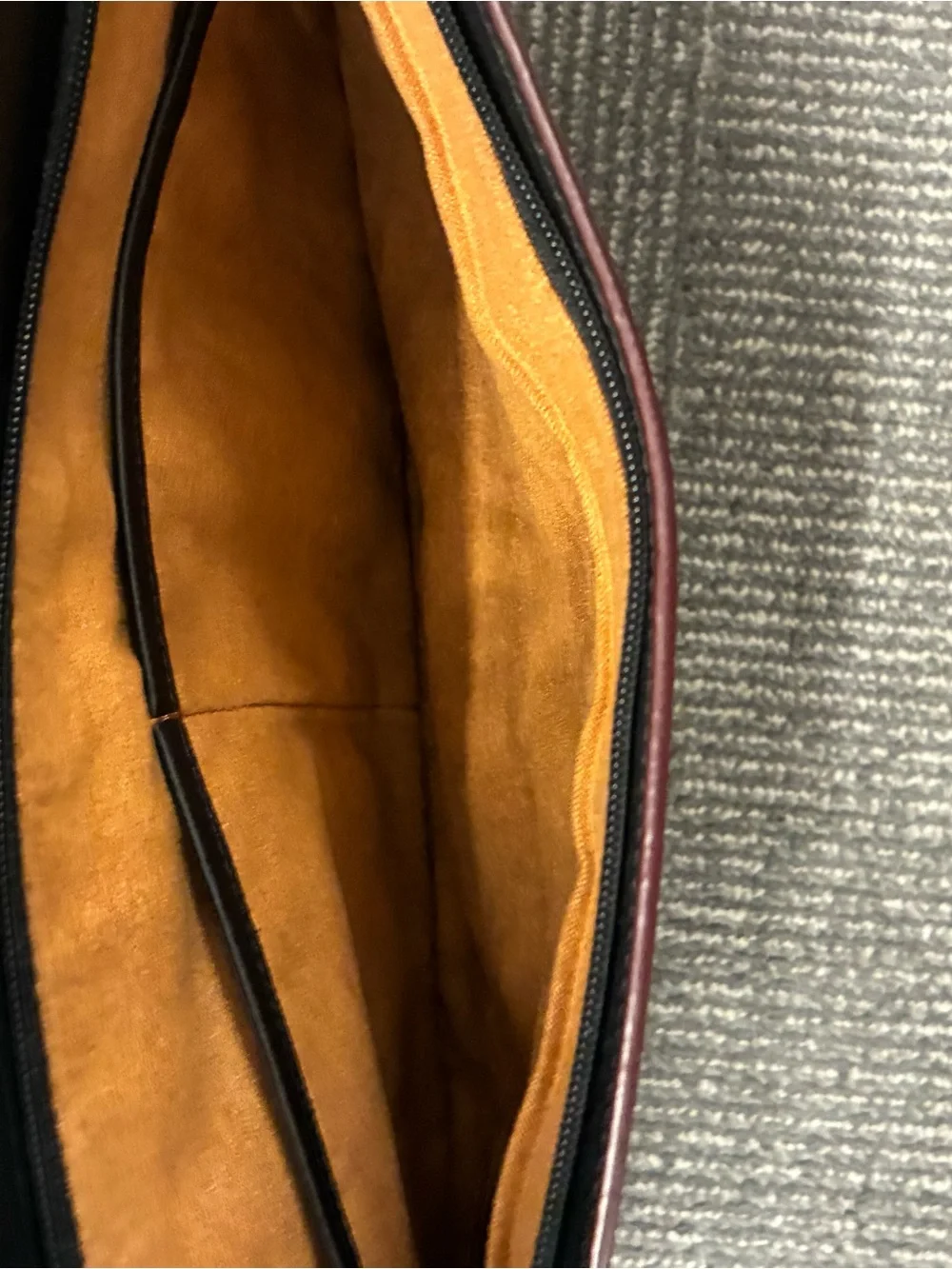 Coach slim laptop